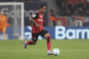 队报：巴黎FC将在最后一周引援，有意特拉奥雷&阿图尔&里斯-梅洛