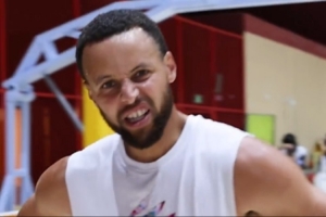 双线程训练！库里一边运球 一边用中文从一数到十