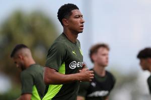 ESPN：小贝林事件后，多特禁止球员父母进入更衣室区域