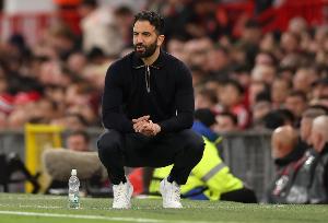 弑旧主！为格林斯比打进第二球的泰瑞尔-沃伦曾是曼联青训营一员