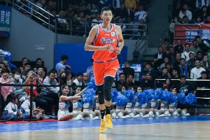 媒体人：陈林坚这种射手在CBA作用突出 即战力对邱彪来说太好用