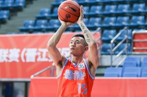 陈林坚加盟！媒体人：山东男篮这个休赛期的内援引进工作结束