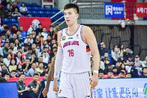 媒体人：交易难点在于球员意愿 焦泊乔想要大平台 徐昕想离开广东