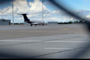 队危，速归！杰克逊刚坐飞机抵达慕尼黑，切尔西告知拜仁交易取消