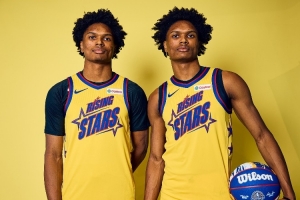 傻傻分不清楚！奥萨尔谈兄弟间单挑：最近都是阿门胜利