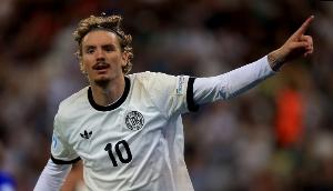 斯图加特CEO：拜仁对沃尔特马德的报价，与纽卡的成交价差距很大