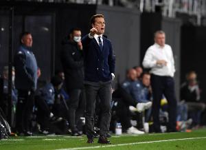 遭曼联点球绝杀!帕克:改判必须有明显证据,边裁和主裁在变得多余