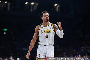 苏群：很多人对不允许双重国籍理解太表面 并非必须宣布放弃美籍