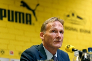 瓦茨克：工资帽势在必行，我们的行业愿意接受海湾国家的资金