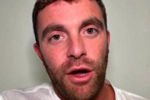 肉眼可见的疲惫！五大联赛关窗，罗马诺出镜回顾今夏转会