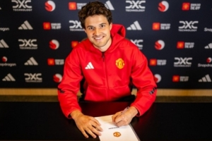 费迪南德：库尔图瓦说拉门斯很厉害，世界前三门将说的话我信