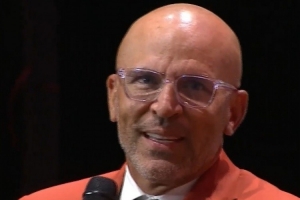 基德：我在梦八更像是递水的 詹姆斯：停 你国际赛场可未尝败绩啊