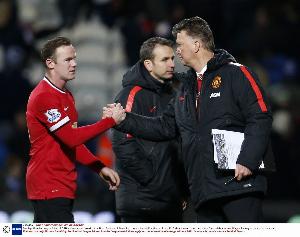 老头挺幽默😯鲁尼：范加尔第一次见我妻子科琳就说我基因很强