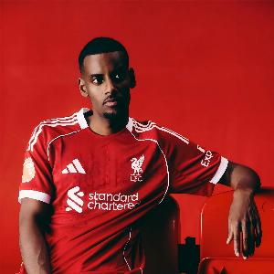 莱斯-费迪南德：能理解伊萨克和维萨为什么转会，但他们方式不对