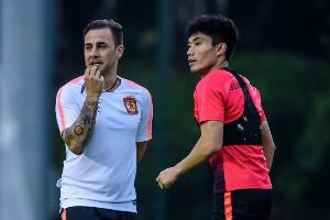 李璇：卡纳瓦罗不具备解决国足这种复杂局面的实力，现在还不适合