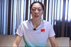 备战U16女篮亚洲杯！刘雨茜：球队打团体配合多 刚回国不是很适应