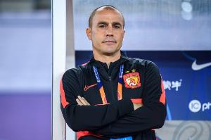 卡纳瓦罗在中国执教经历：两度执教广州队，曾被安排学习企业文化