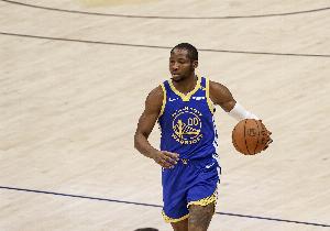 名记：勇士不可能给任何人上场时间保证 库明加也不例外