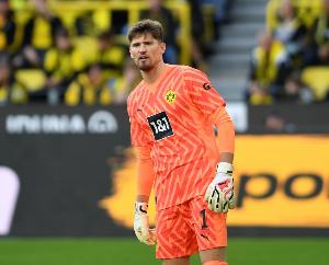 科贝尔：很失望未能赢下比赛，我们必须踢得更冷静更成熟