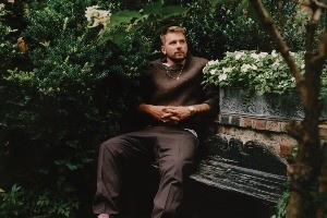 高颜值型男！东契奇登《华尔街日报》杂志封面 各种造型帅气逼人