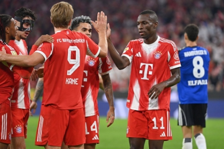 谁能防住这条锋线？拜仁锋线4人5场狂入18球，总身价近3.2亿欧