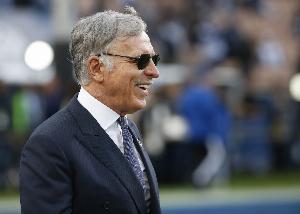 太阳报：阿森纳执行副主席刘易斯离任，克伦克将更直接参与决策