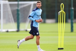 鲁本-迪亚斯：曼城有自己的比赛风格，但有时我们会做出调整