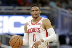 马健：火箭要不要考虑下威少？他比本西更健康&投射更好&热爱比赛