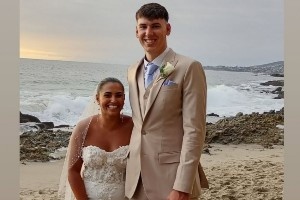 修成正果！拉拉维亚晒结婚照：2025年9月27日💍❤