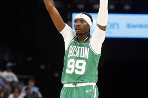 状态很好！布歇半场8中6&三分4中2砍下17分7板 正负值+23最高！