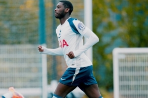 热刺官方：穆阿尼参加球队今天的闭门友谊赛，朝着复出迈出一步