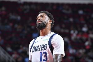 乱战高手！马绍尔半场5中3&8罚7中 贡献14分2板1助1帽&正负值+14