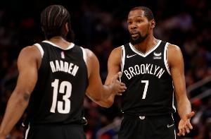 杜兰特：哈登是我真正的兄弟 从我们19或20岁的时候就认识了